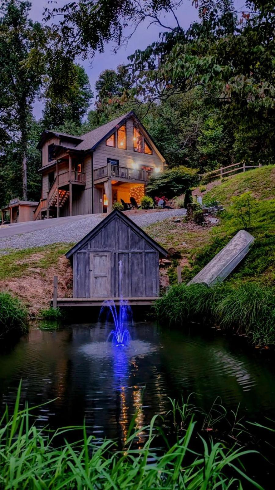 Lil Cabin In The Cove! Mtn Views, Theater, Hot Tub, Games, King Beds, Prime Location! Sevierville Extérieur photo